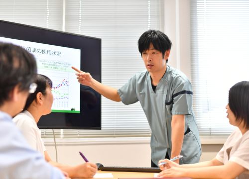 抗菌薬適正使用支援チーム