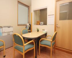 成人用の心理面接室